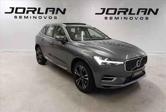 VOLVO XC60 2.0 T8 HYBRID MOMENTUM AWD GEARTRONIC